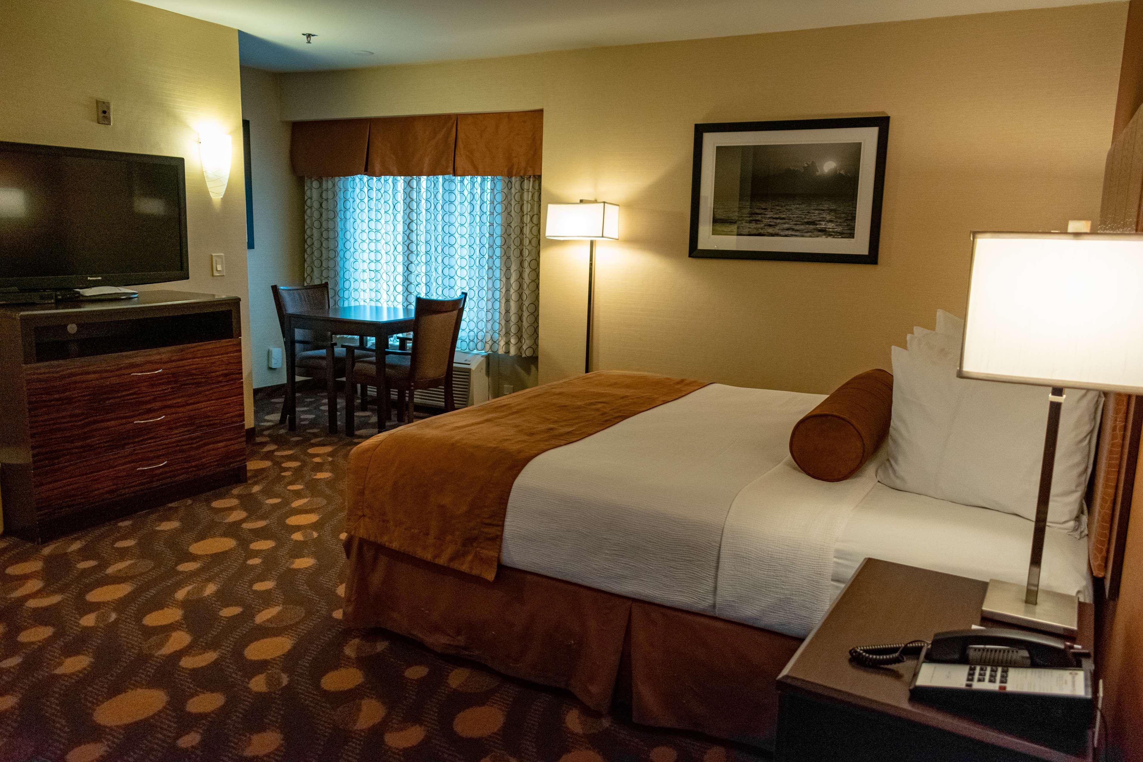 Best Western Plus Suites Hotel Coronado Island Exteriör bild