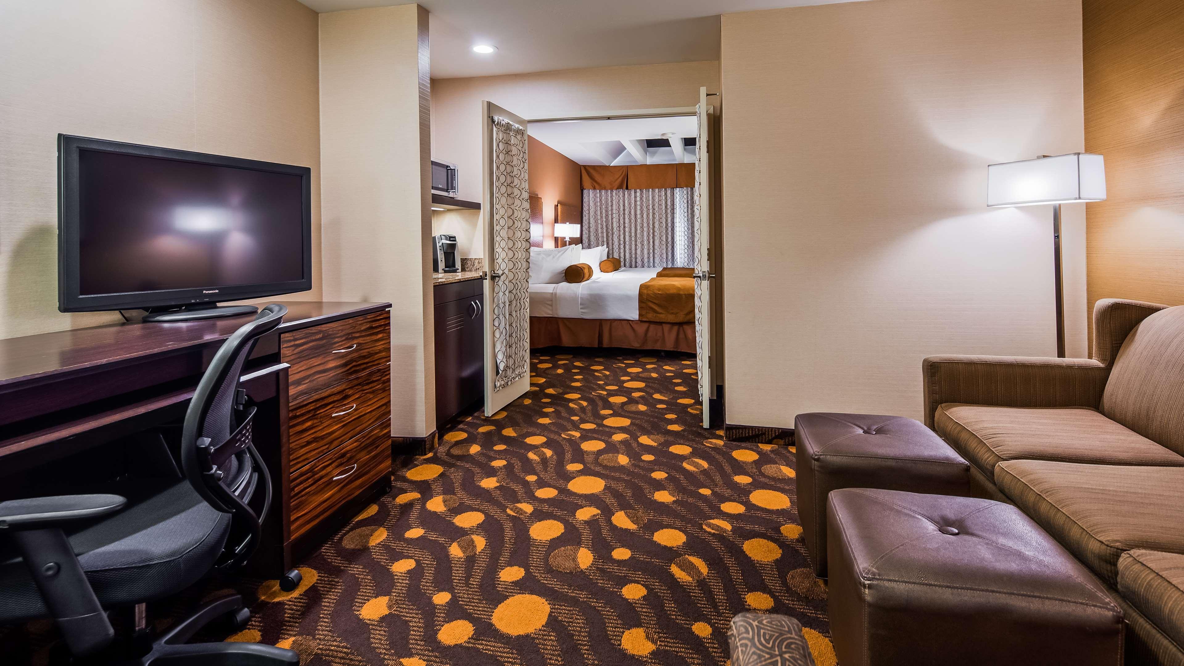 Best Western Plus Suites Hotel Coronado Island Exteriör bild
