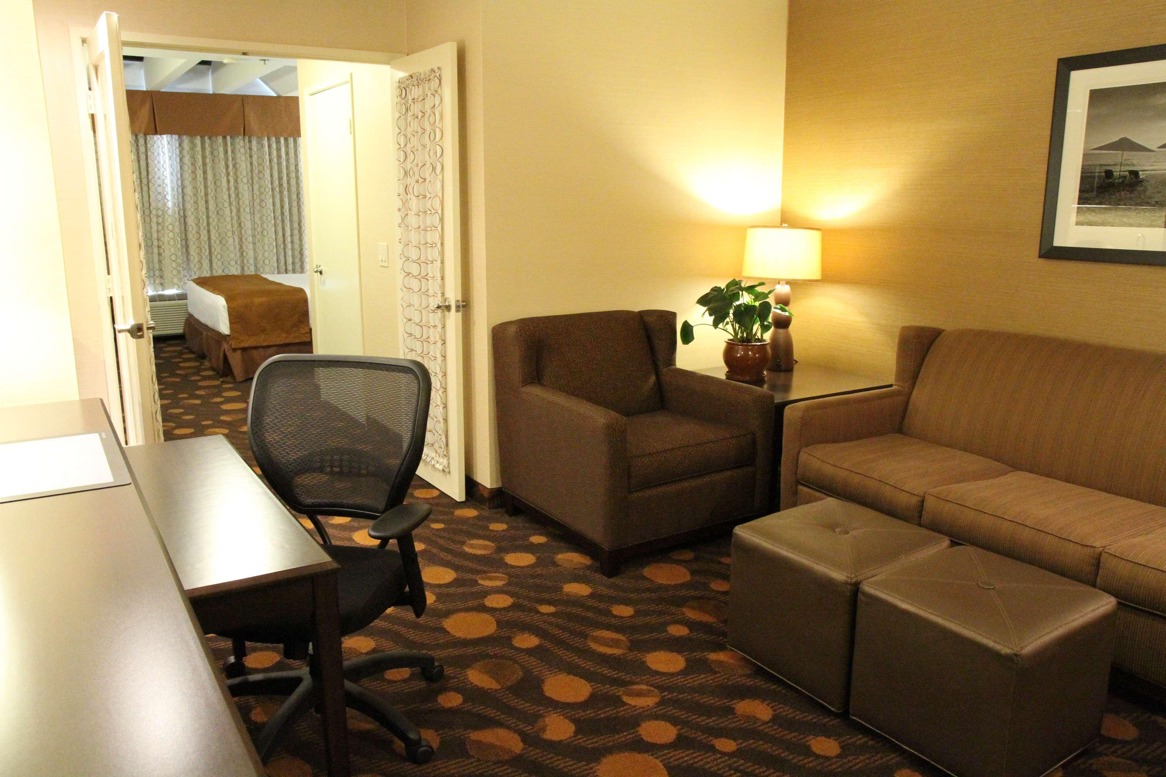 Best Western Plus Suites Hotel Coronado Island Exteriör bild