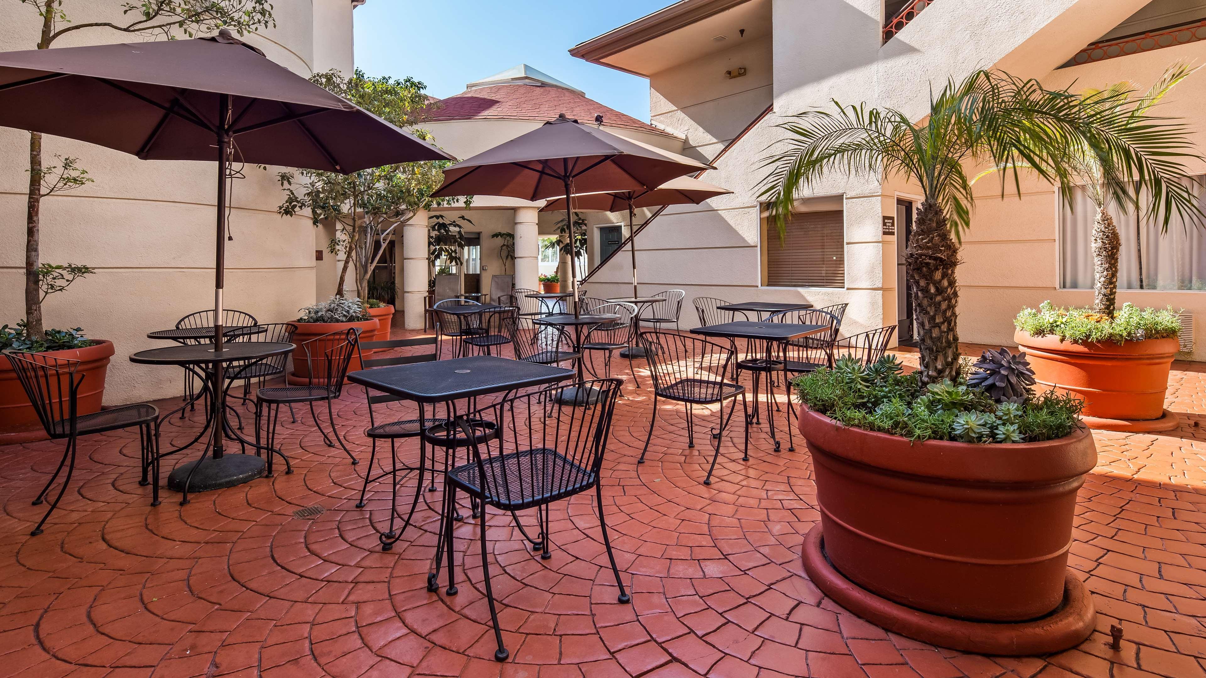 Best Western Plus Suites Hotel Coronado Island Exteriör bild