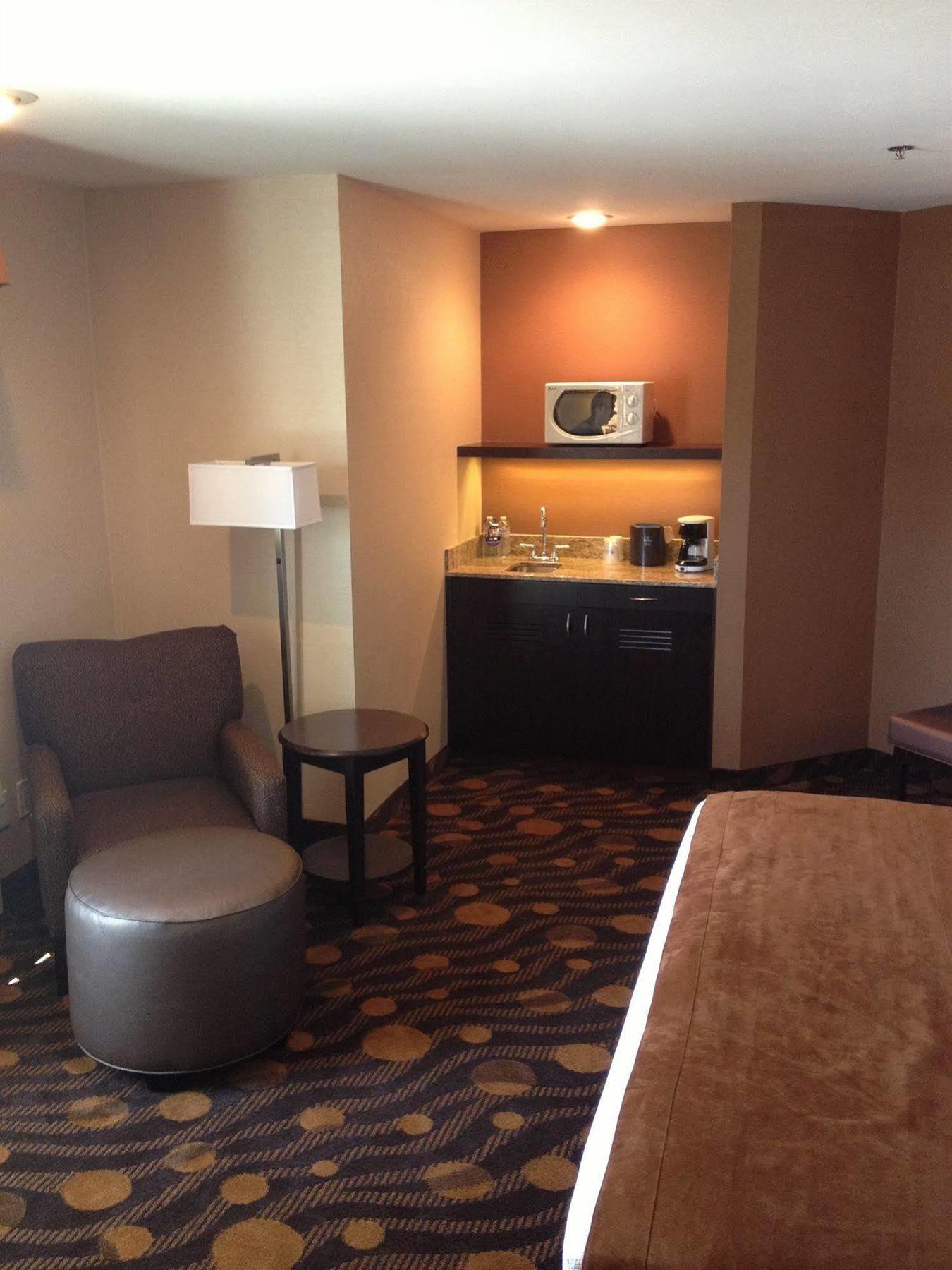 Best Western Plus Suites Hotel Coronado Island Exteriör bild
